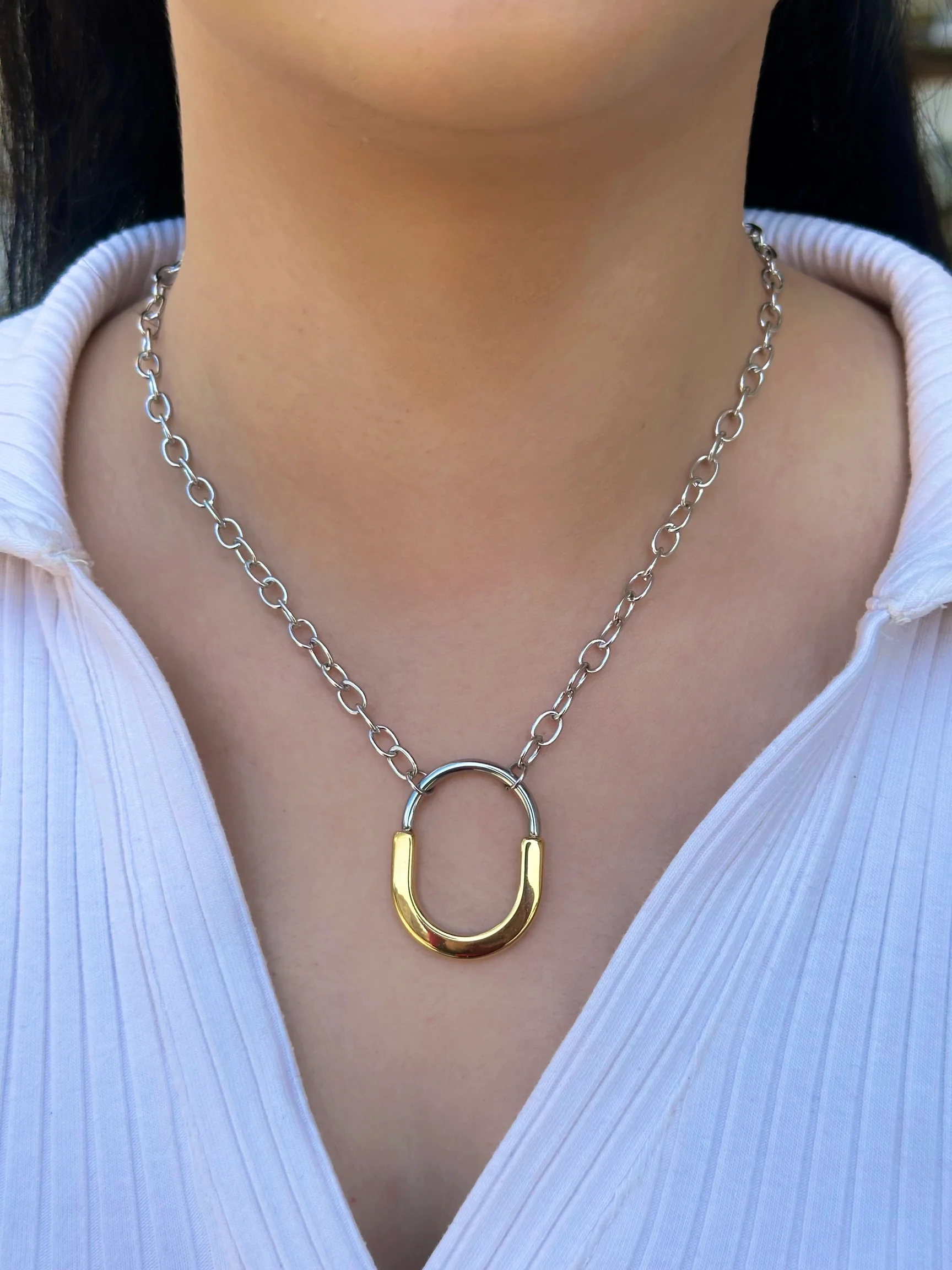 Çelik Duo U Iki Renkli Zincir Kolye