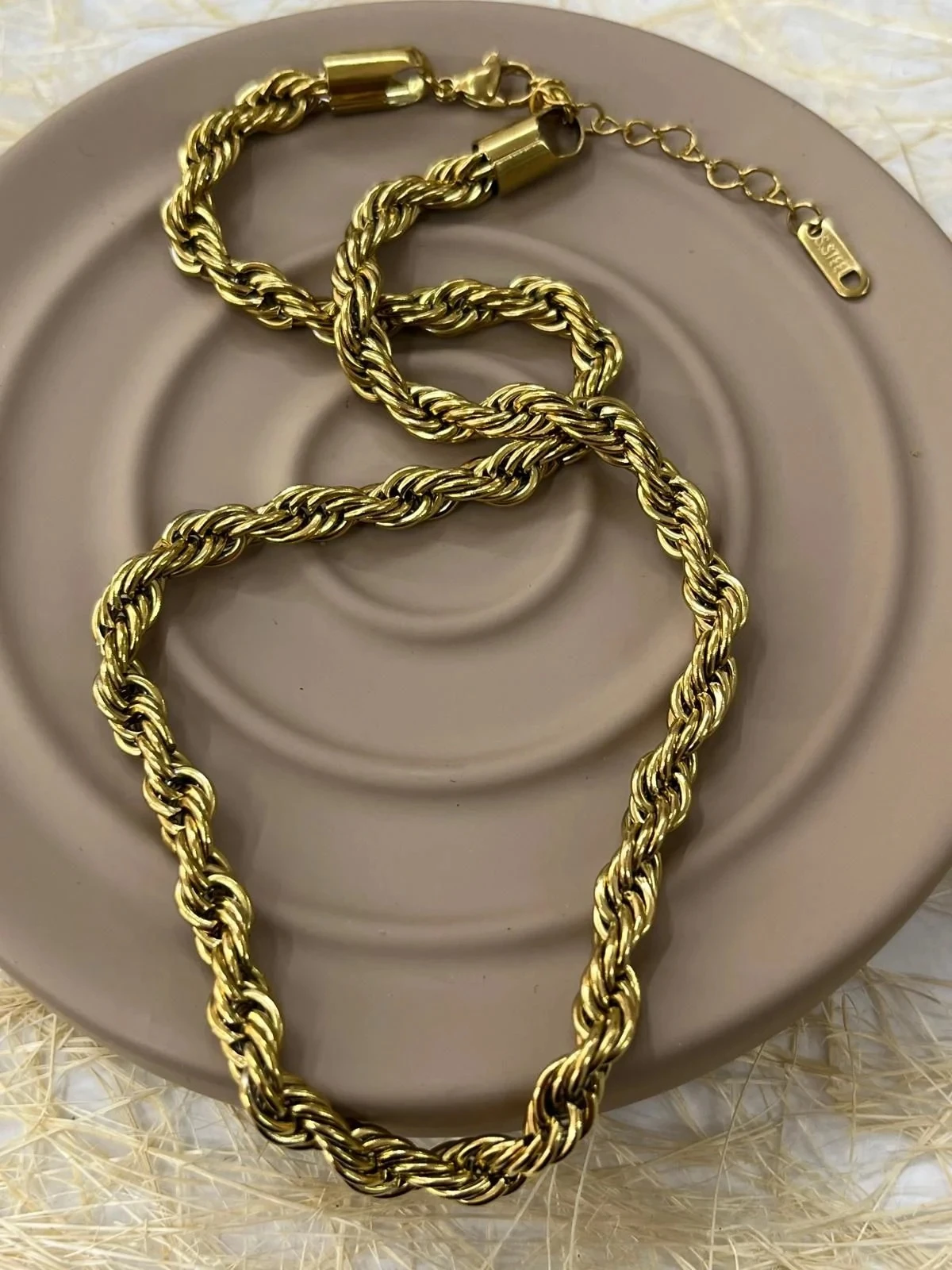 Çelik Burgu Zincir Kolye