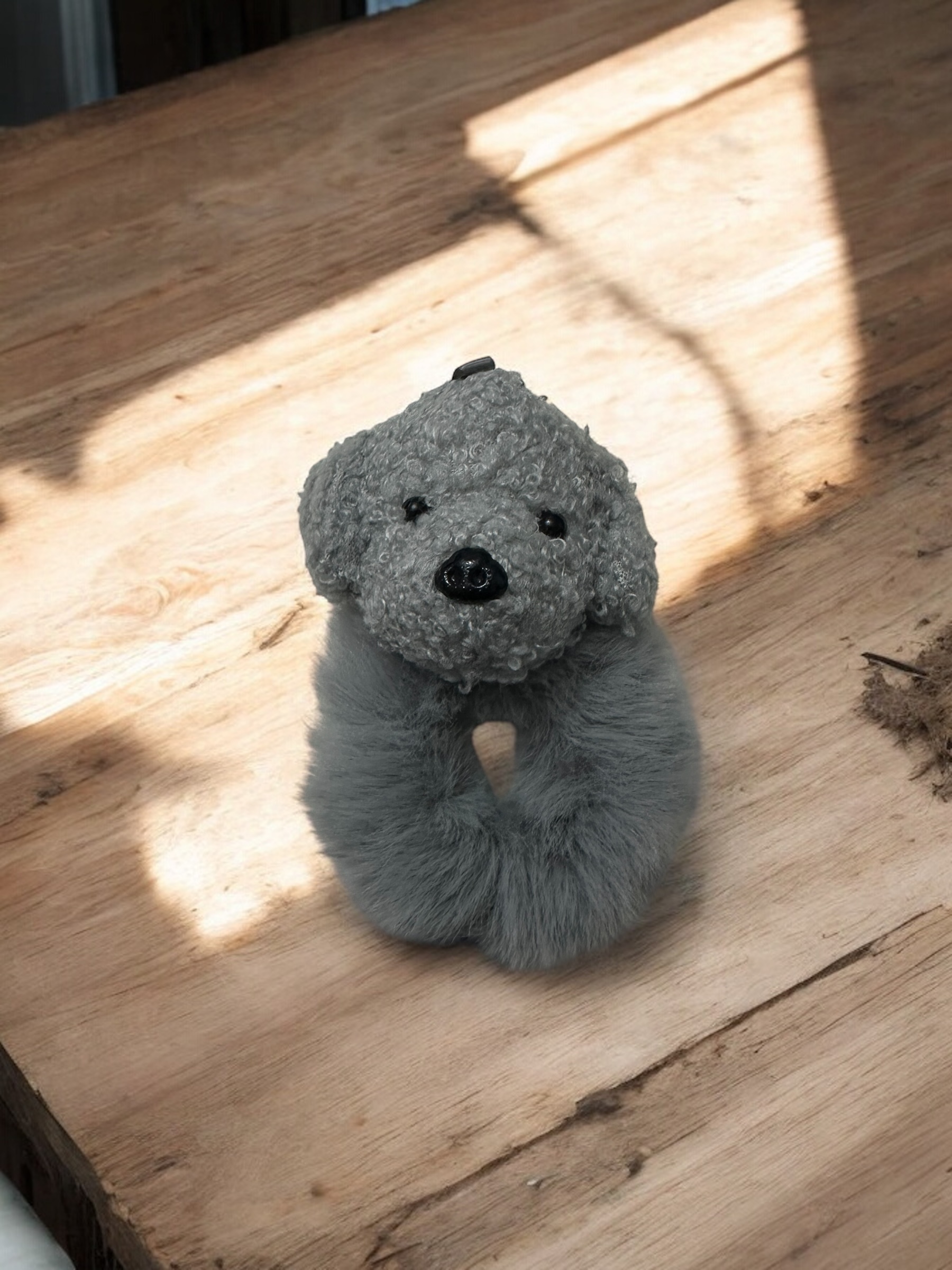 Köpek Figürlü Peluş Simit Lastik Toka Gri Renk