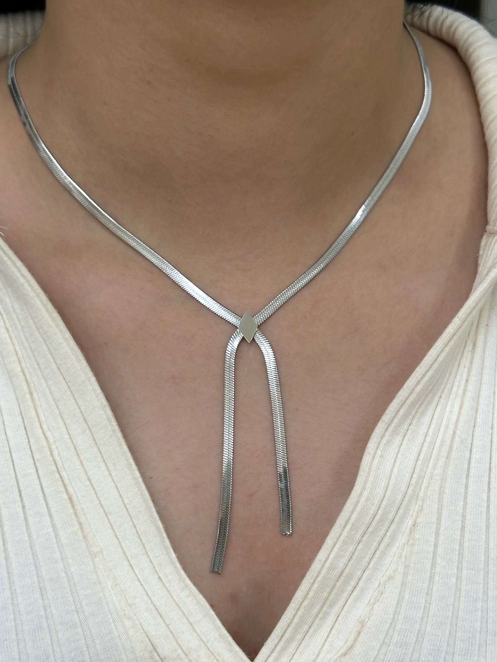 Çelik Zarif Zincir Kolye