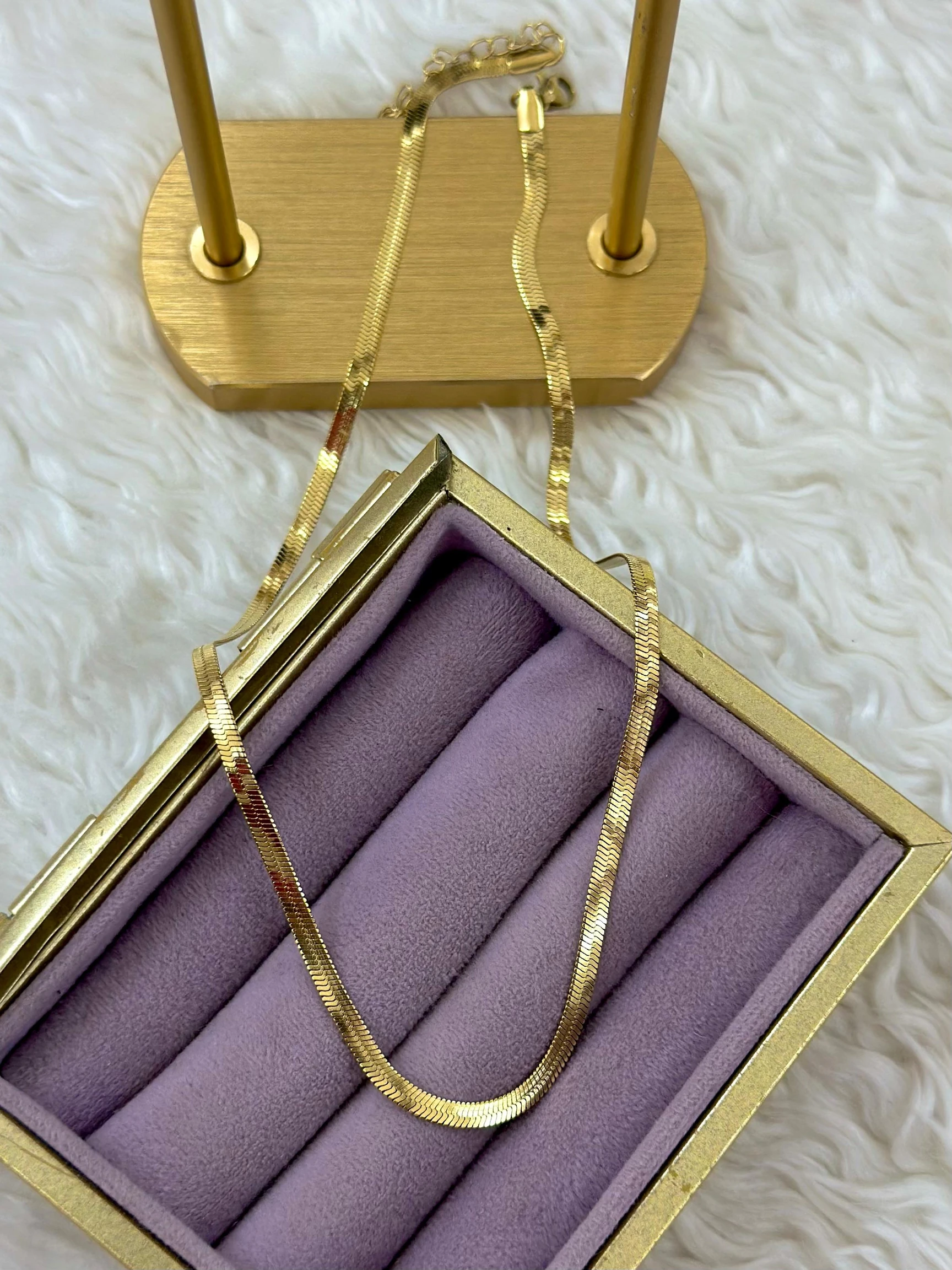 Gold Renkli Çelik Yassi Zincir Kolye