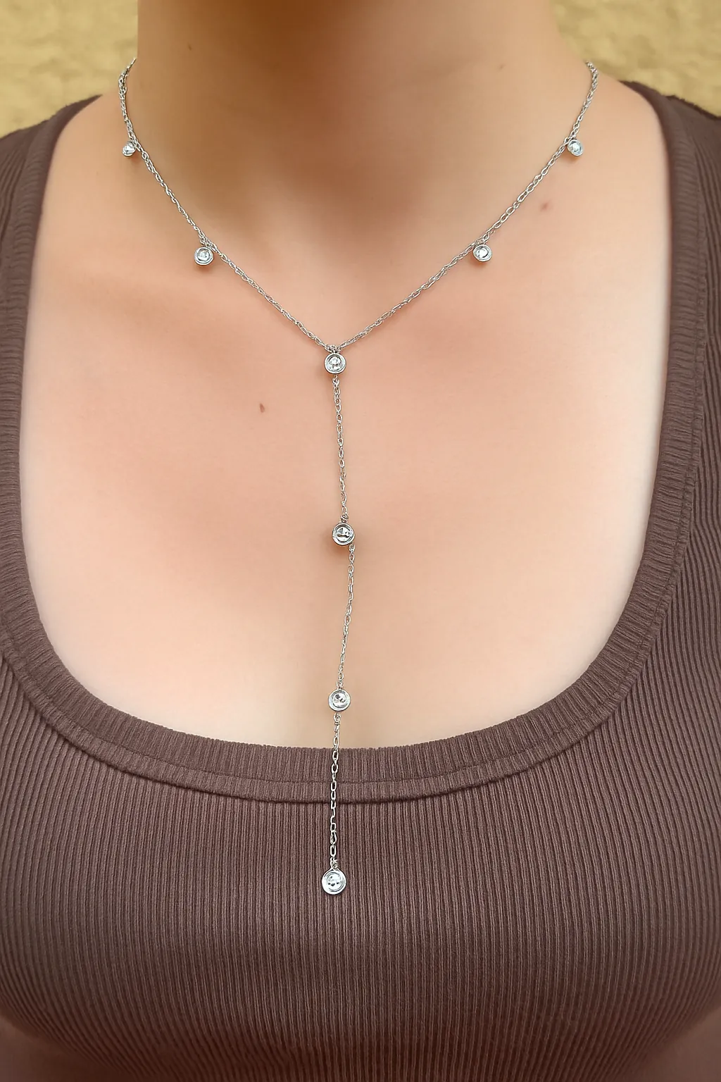 Silver Renk Çelik Tasli Y Kolye