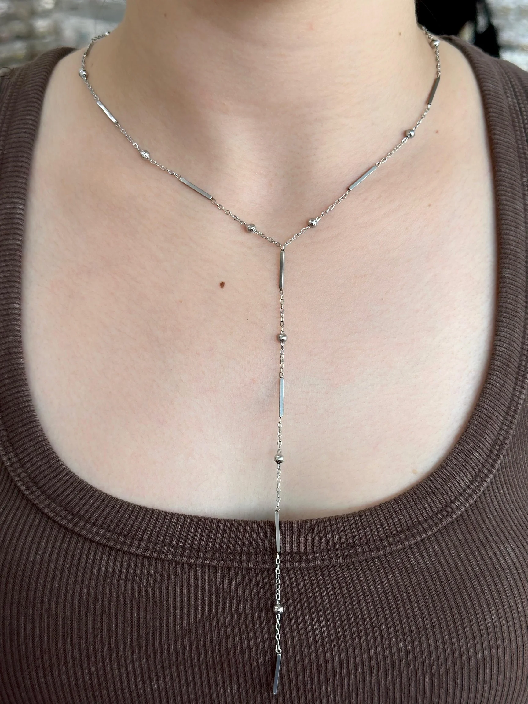 Ince Dokunus Çelik Uzun Y Kolye